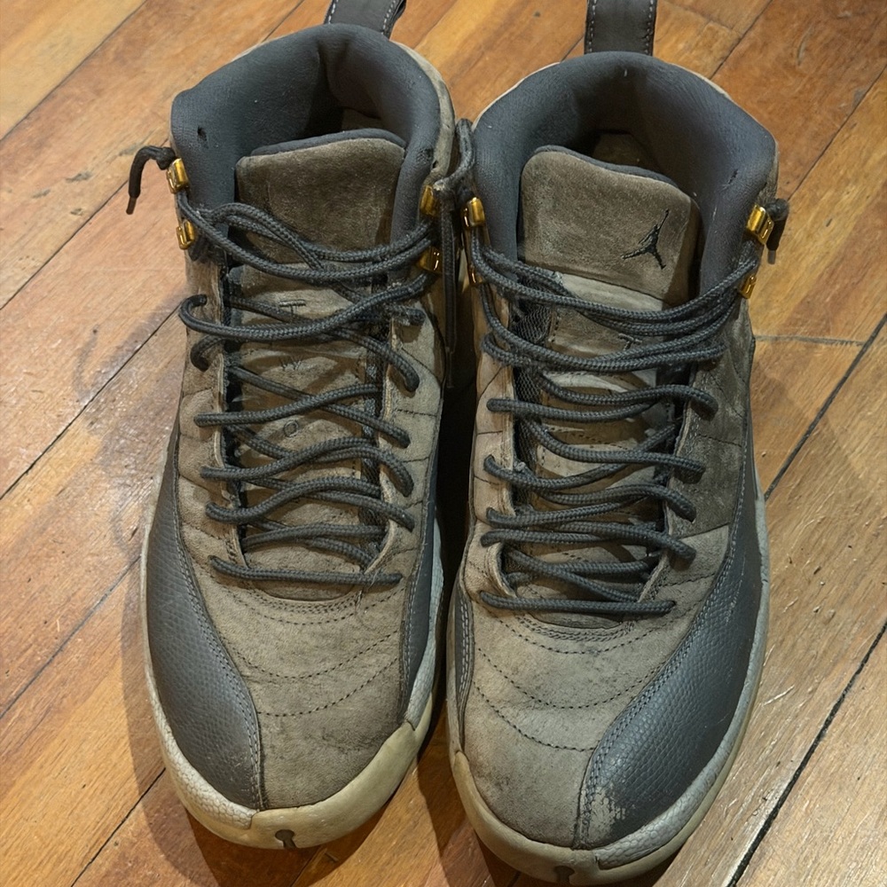 Men's Gray and Black Sneakers retro 12